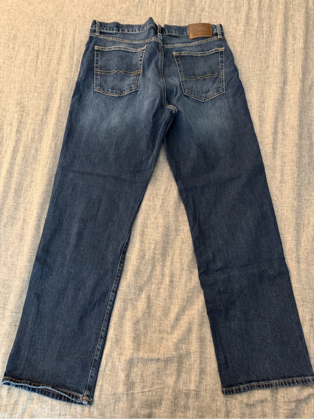 Lucky Brand Men's Straight Jeans in Indigo Blue